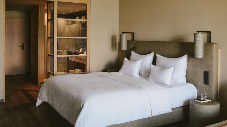 <b>Cape of Senses Suite</b>. Images powered by <a href="https://www.leonardoworldwide.com/" title="Leonardo Worldwide" target="_blank">Leonardo</a>.