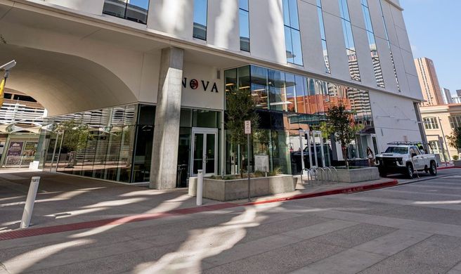 Placemakr Downtown Phoenix Exterior