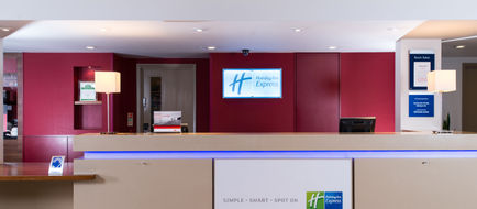Holiday Inn Express Derby Pride Park Exterior