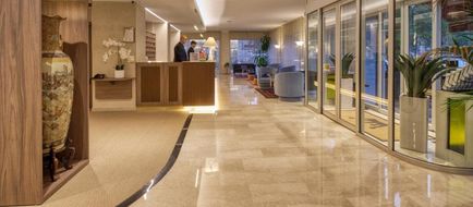 Hotel Nasco Lobby