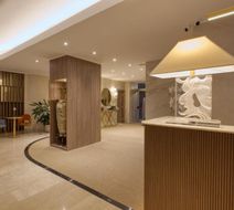 Hotel Nasco Lobby