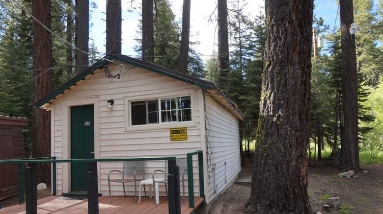 <b>Tamarack Lodge Motel Room</b>. Images powered by <a href="https://www.leonardoworldwide.com/" title="Leonardo Worldwide" target="_blank">Leonardo</a>.