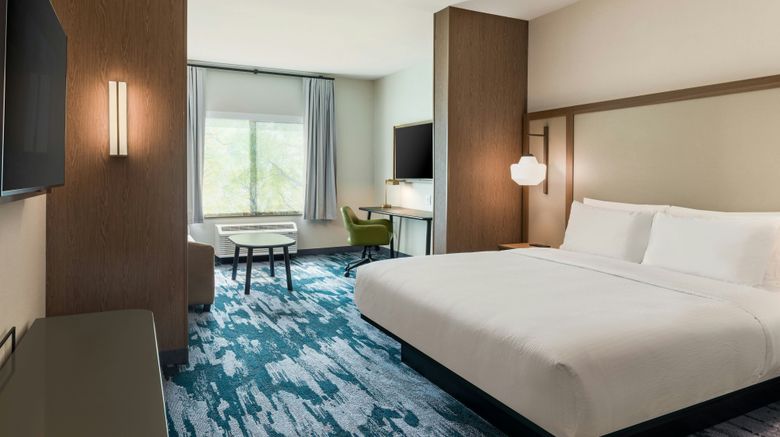<b>Fairfield Inn & Suites Marriott Suite</b>. Images powered by <a href="https://www.leonardoworldwide.com/" title="Leonardo Worldwide" target="_blank">Leonardo</a>.