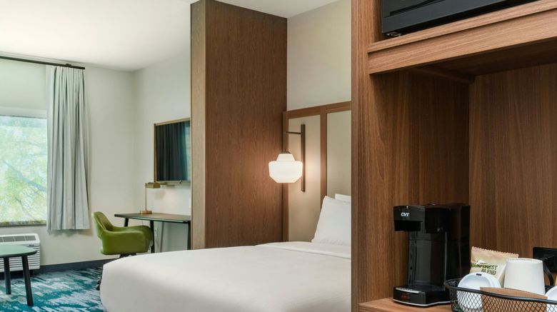 <b>Fairfield Inn & Suites Marriott Suite</b>. Images powered by <a href="https://www.leonardoworldwide.com/" title="Leonardo Worldwide" target="_blank">Leonardo</a>.