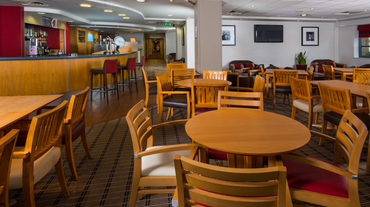 Holiday Inn Express Swansea-East Restaurant