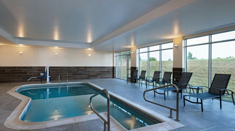 Fairfield Inn & Suites Lincoln Crete Pool