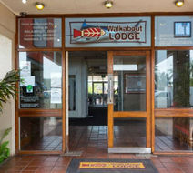 Walkabout Lodge Exterior