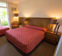 Walkabout Lodge Room