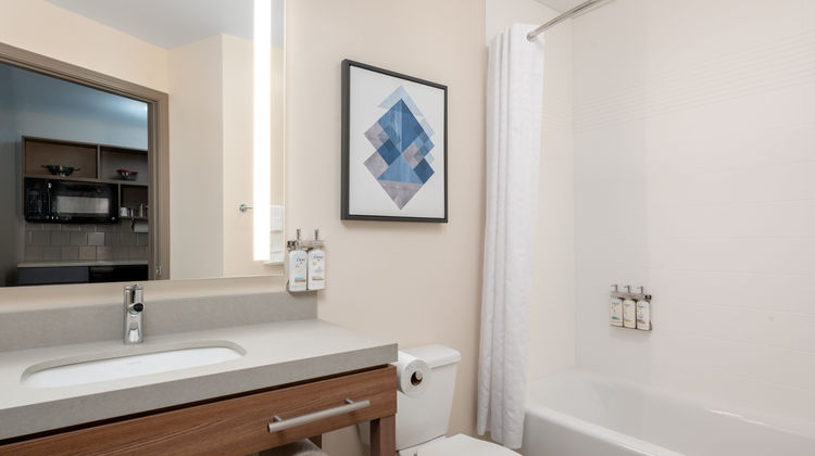 Candlewood Suites Mooresville Room