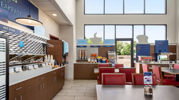 Holiday Inn Express Restaurant