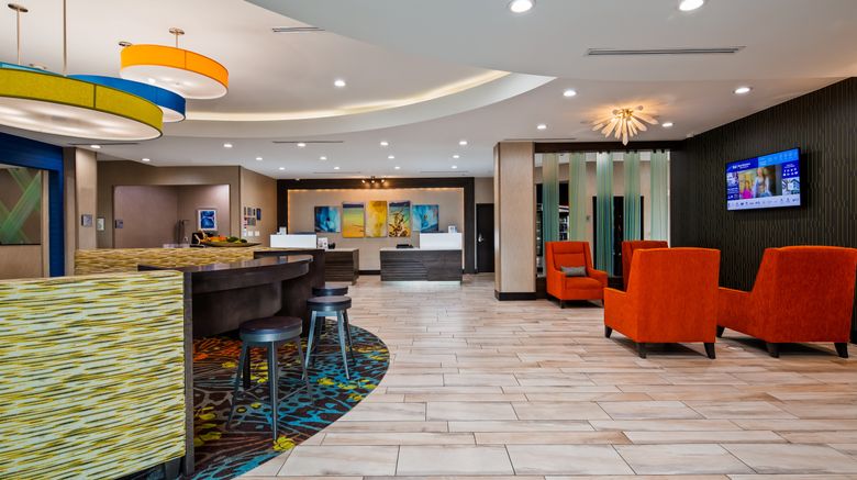 <b>Holiday Inn Exp Pasadena Houston SE Exterior</b>. Images powered by <a href="https://www.leonardoworldwide.com/" title="Leonardo Worldwide" target="_blank">Leonardo</a>.