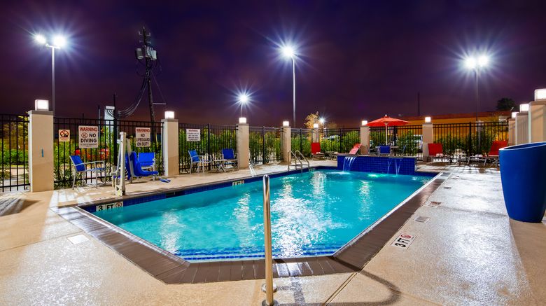<b>Holiday Inn Exp Pasadena Houston SE Pool</b>. Images powered by <a href="https://www.leonardoworldwide.com/" title="Leonardo Worldwide" target="_blank">Leonardo</a>.