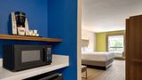 <b>Holiday Inn Express Suite</b>. Images powered by <a href="https://www.leonardoworldwide.com/" title="Leonardo Worldwide" target="_blank">Leonardo</a>.