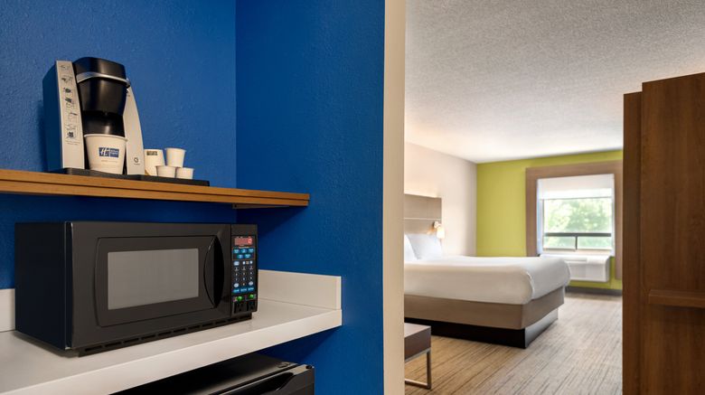 <b>Holiday Inn Express Suite</b>. Images powered by <a href="https://www.leonardoworldwide.com/" title="Leonardo Worldwide" target="_blank">Leonardo</a>.