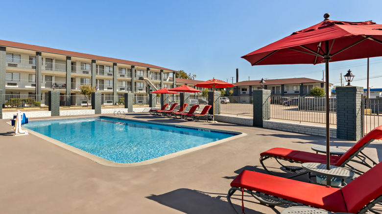 <b>HomeTowne Studios San Antonio East Pool</b>. Images powered by <a href="https://www.leonardoworldwide.com/" title="Leonardo Worldwide" target="_blank">Leonardo</a>.