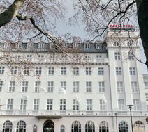 Hotel Borg Exterior