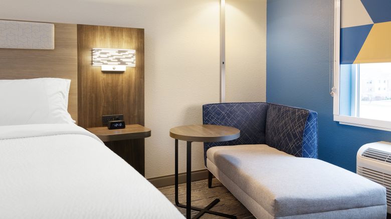 <b>Holiday Inn Express Apex Room</b>. Images powered by <a href="https://www.leonardoworldwide.com/" title="Leonardo Worldwide" target="_blank">Leonardo</a>.