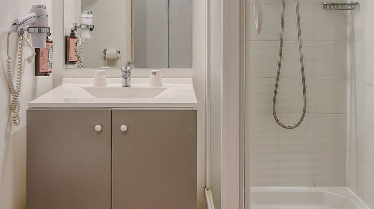 Sejours & Affaires Atrium Room