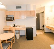 Prime Hotel Fort McMurray Room
