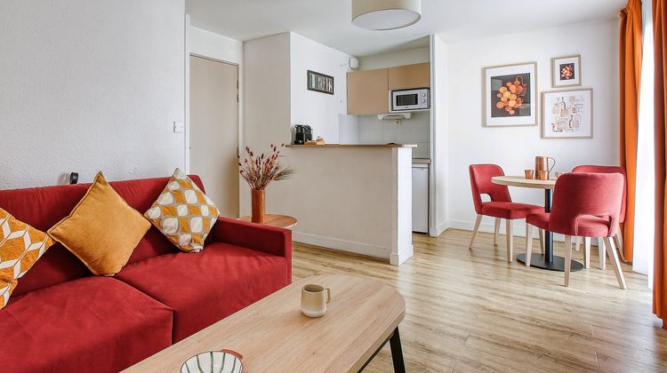 Sejours & Affaires Atrium Suite