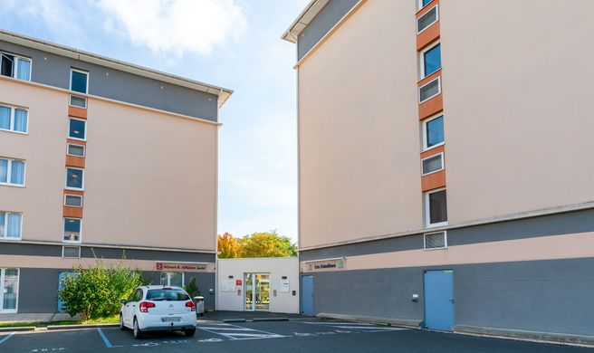 Sejours & Affaires Le Clos Beaumois Exterior