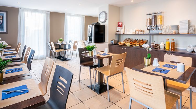 Sejours & Affaires Le Clos Beaumois Restaurant