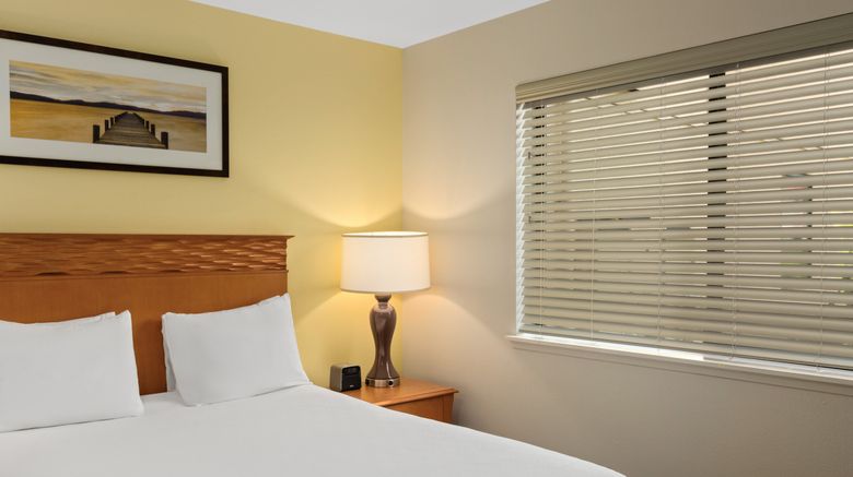 <b>WorldMark Lake Chelan Shores Room</b>. Images powered by <a href="https://www.leonardoworldwide.com/" title="Leonardo Worldwide" target="_blank">Leonardo</a>.
