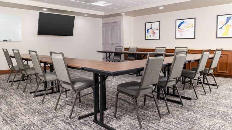 <b>Staybridge Suites Phoenix/Chandler Meeting</b>. Images powered by <a href="https://www.leonardoworldwide.com/" title="Leonardo Worldwide" target="_blank">Leonardo</a>.