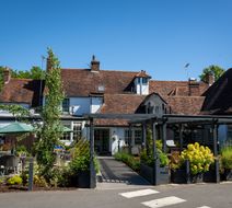 Green Man Hotel Exterior