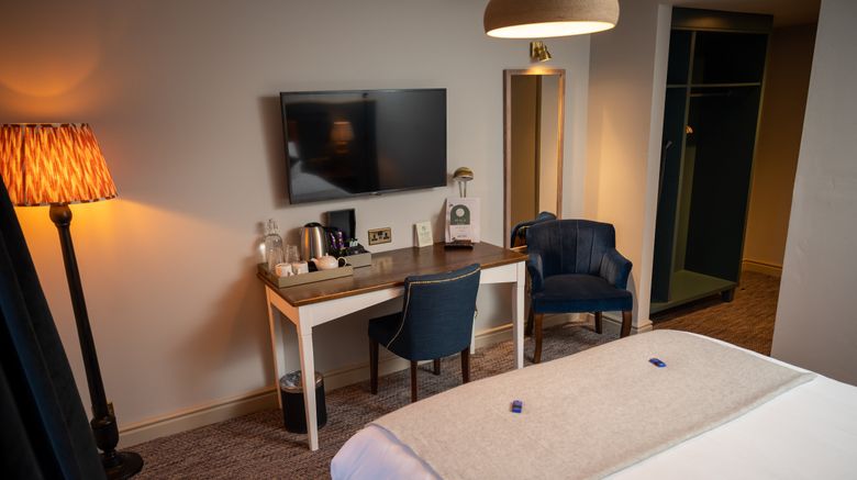 <b>Green Man Hotel Room</b>. Images powered by <a href="https://www.leonardoworldwide.com/" title="Leonardo Worldwide" target="_blank">Leonardo</a>.