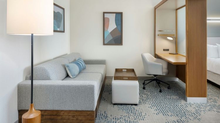 SpringHill Suites Wichita Airport Room