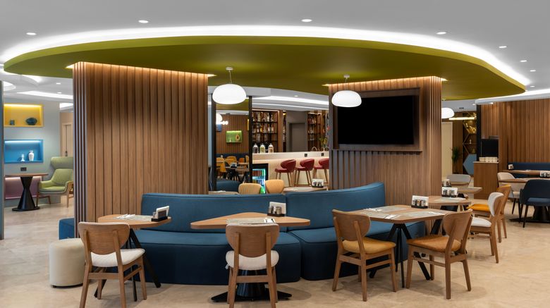 <b>Hampton by Hilton Istanbul Sisli Lobby</b>. Images powered by <a href="https://www.leonardoworldwide.com/" title="Leonardo Worldwide" target="_blank">Leonardo</a>.