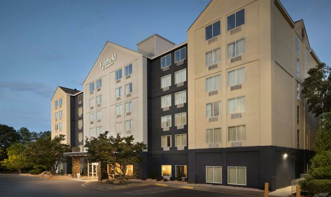 Fairfield Inn & Suites Atlanta Vinings Exterior