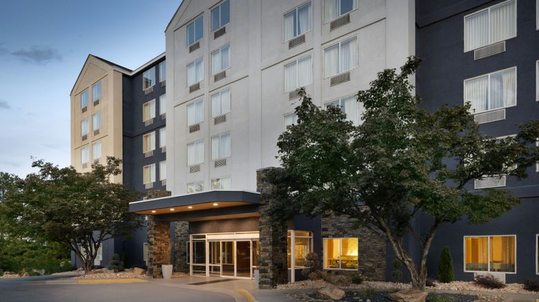 <b>Fairfield Inn & Suites Atlanta Vinings Exterior</b>. Images powered by <a href="https://www.leonardoworldwide.com/" title="Leonardo Worldwide" target="_blank">Leonardo</a>.