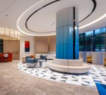 Holiday Inn Exp City Center by Exterior