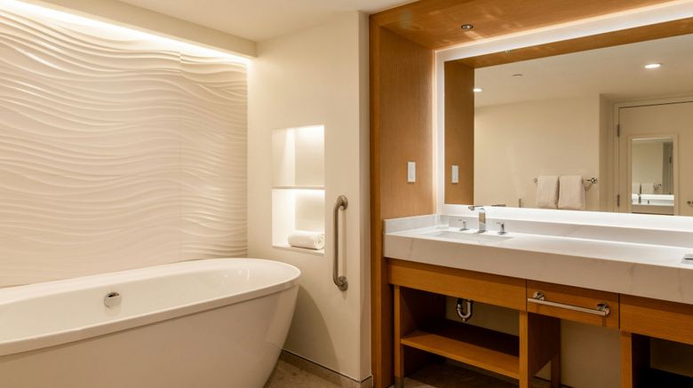 <b>Aruba Marriott Resort & Stellaris Casino Room</b>. Images powered by <a href="https://www.leonardoworldwide.com/" title="Leonardo Worldwide" target="_blank">Leonardo</a>.