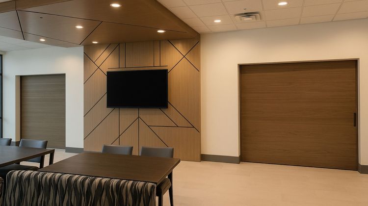 Holiday Inn Express/Stes Courtenay Comox Meeting
