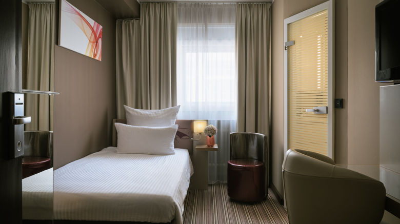 <b>Leonardo Boutique Hotel Munich Room</b>. Images powered by <a href="https://www.leonardoworldwide.com/" title="Leonardo Worldwide" target="_blank">Leonardo</a>.