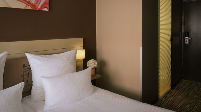 <b>Leonardo Boutique Hotel Munich Room</b>. Images powered by <a href="https://www.leonardoworldwide.com/" title="Leonardo Worldwide" target="_blank">Leonardo</a>.