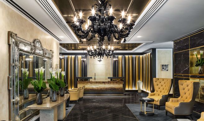 60 Hyde Park Gate Hotel Exterior