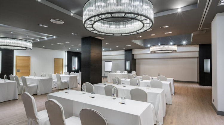 Dorma Coliseum Meeting