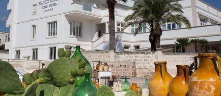 Bianco Riccio Suite Hotel Exterior