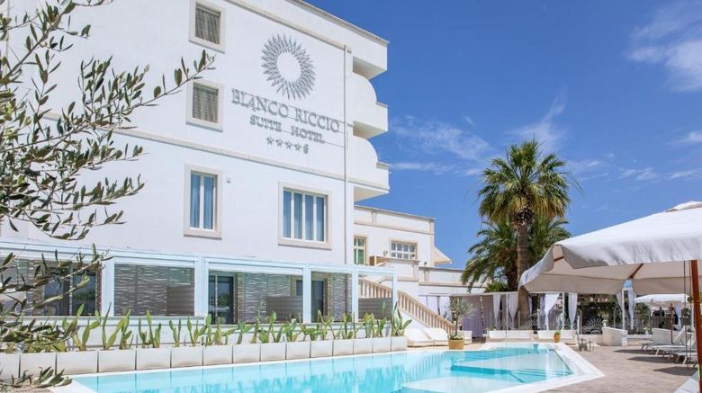 <b>Bianco Riccio Suite Hotel Pool</b>. Images powered by <a href="https://www.leonardoworldwide.com/" title="Leonardo Worldwide" target="_blank">Leonardo</a>.