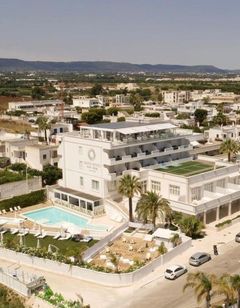 Bianco Riccio Suite Hotel
