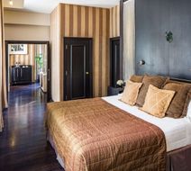 60 Hyde Park Gate Hotel Room