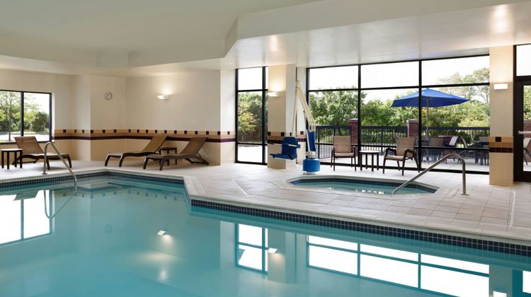 SpringHill Suites Dulles Airport Pool