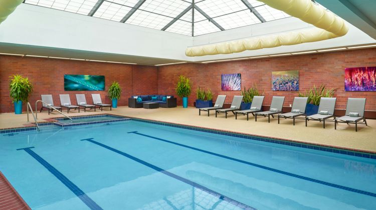 Renaissance Atlanta Waverly Hotel Pool