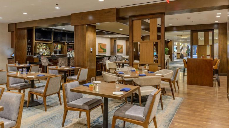 <b>The Westin San Francisco Airport Restaurant</b>. Images powered by <a href="https://www.leonardoworldwide.com/" title="Leonardo Worldwide" target="_blank">Leonardo</a>.