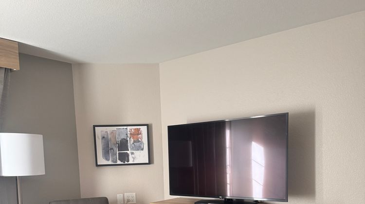 Candlewood Suites Loveland Room