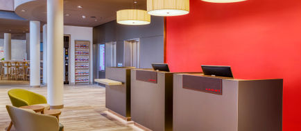 Hotel Nuremberg City Center Lobby